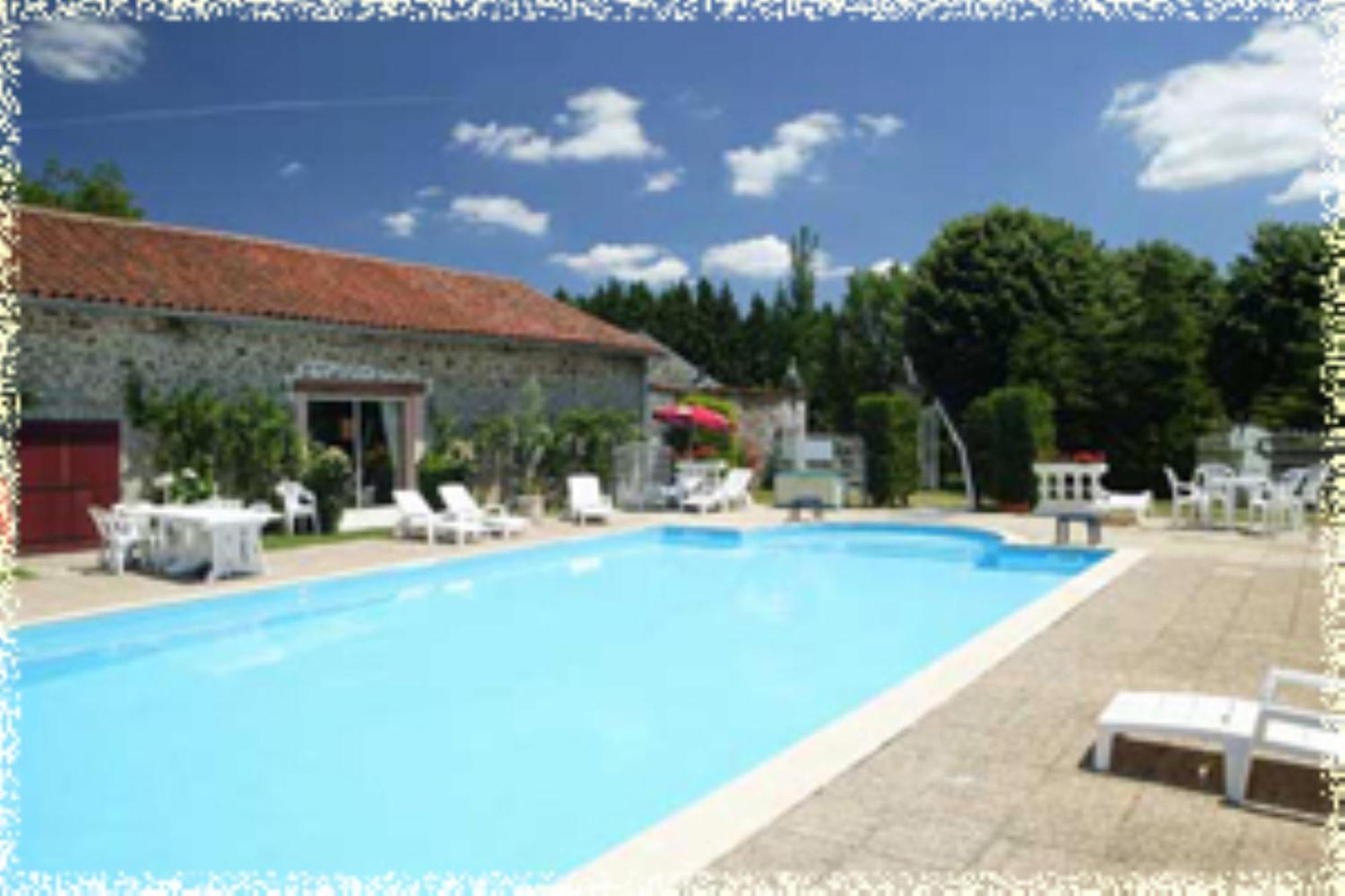 Hotellerie De Plein Air Camping Leychoisier Bonnac-la-Cote Exterior photo