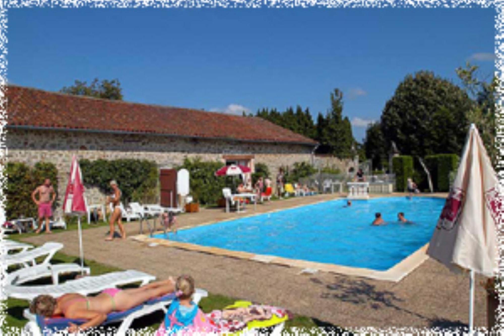 Hotellerie De Plein Air Camping Leychoisier Bonnac-la-Cote Exterior photo